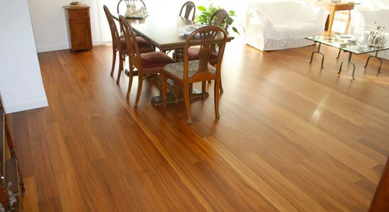 Promo per installazione parquet zona giorno